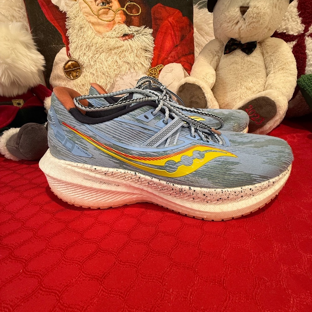 Saucony Triumph 20 Running Shoes